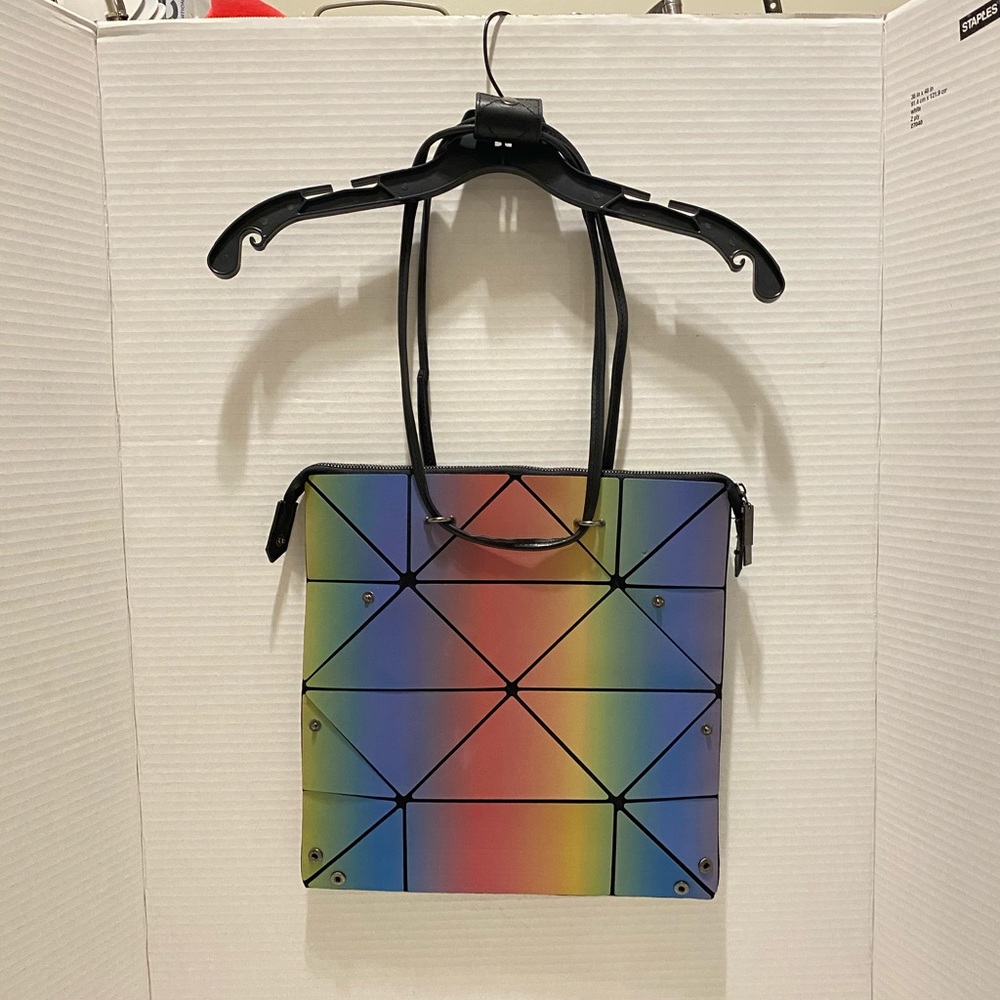 A Flexible, Rainbow, Customizable Bag